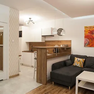 https://apartament-smolna-zawady.poznan-hotels.com